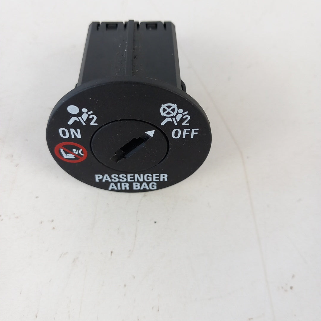 Ключ за изключване Airbag ON OFF Opel Astra J