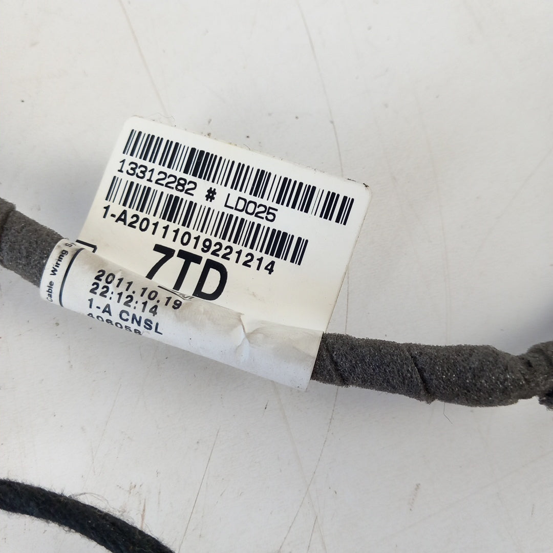 Кабел централна предна конзола Opel Astra J