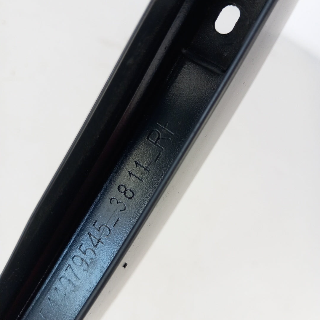 Капак десен рамка прозорец задна дясна врата Opel Astra J 5 врати