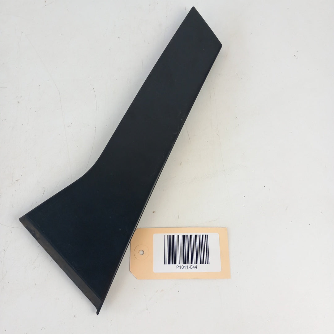 Капак ляв заден рамка прозорец задна лява врата Opel Astra J 5 врати