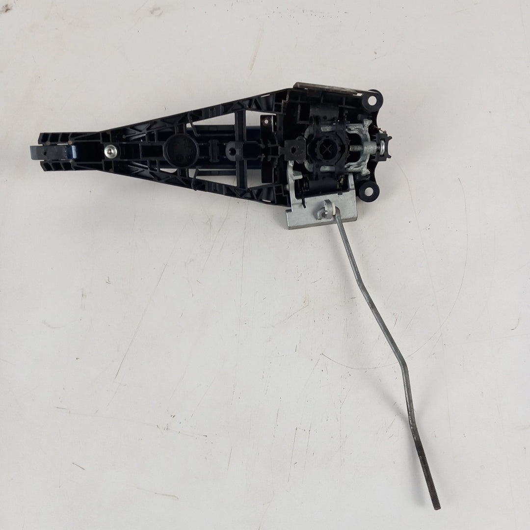 Дръжка предна лява външна врата Z22A десен волан RHD Opel Astra J 5 врати