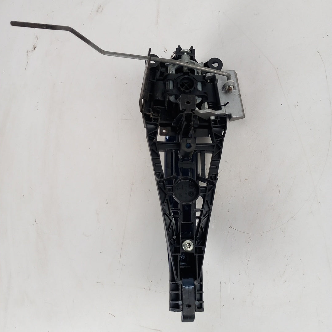 Дръжка предна лява външна врата Z22A десен волан RHD Opel Astra J 5 врати