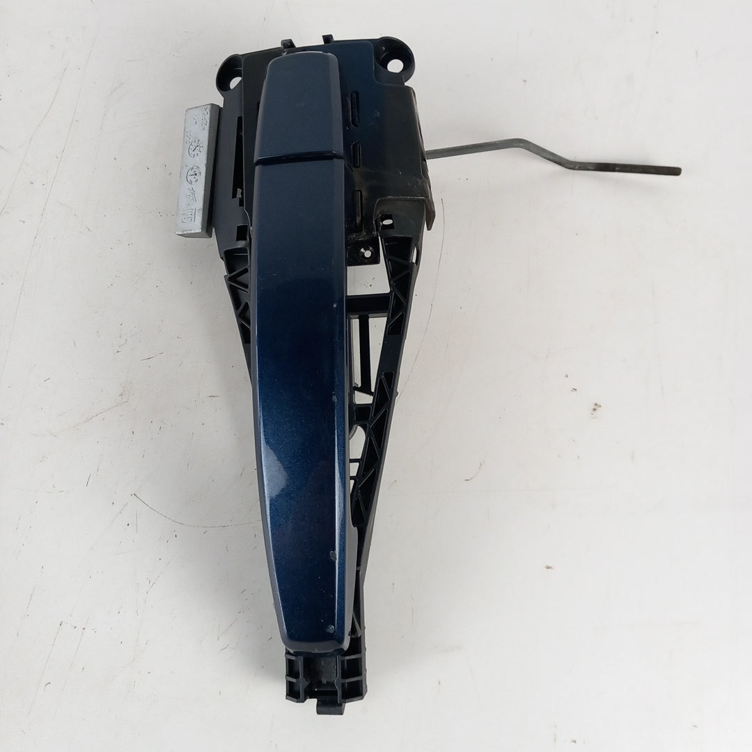 Дръжка предна лява външна врата Z22A десен волан RHD Opel Astra J 5 врати