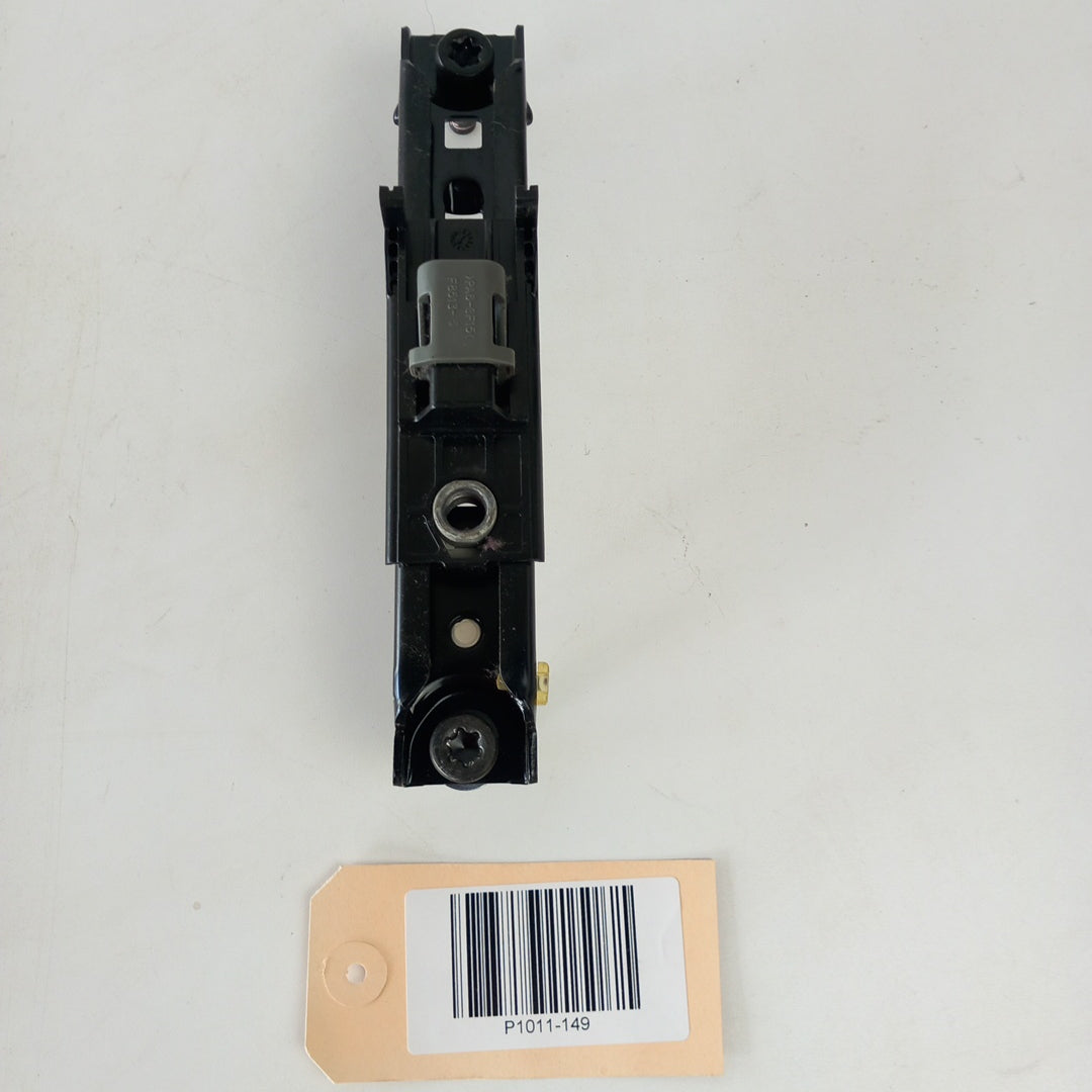 Регулатор височина предпазен колан преден ляв/десен Opel Astra J