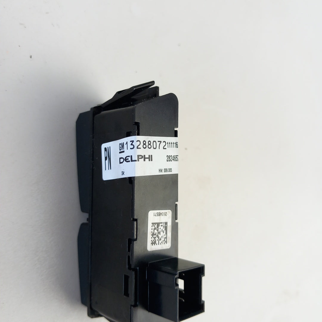 Копче ляв бутон черен ESP Opel Astra J