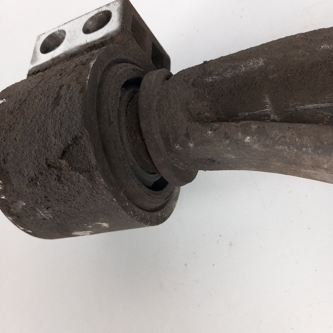 Носач десен преден Opel Astra J