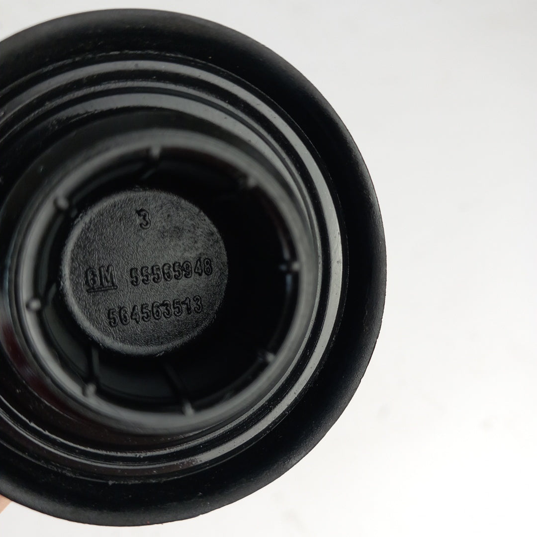 Капачка гърловина масло двигател Opel Astra J 2,0 CDTI