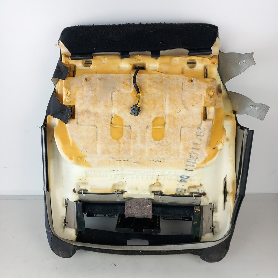 Седалка основа предна дясна кожа TADC Opel Astra J