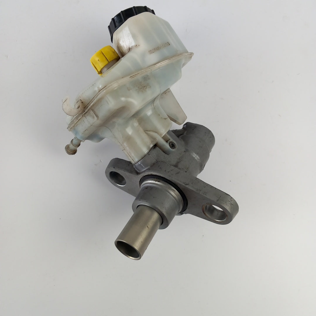 Главен спирачен цилиндър RHD десен волан Opel Astra J