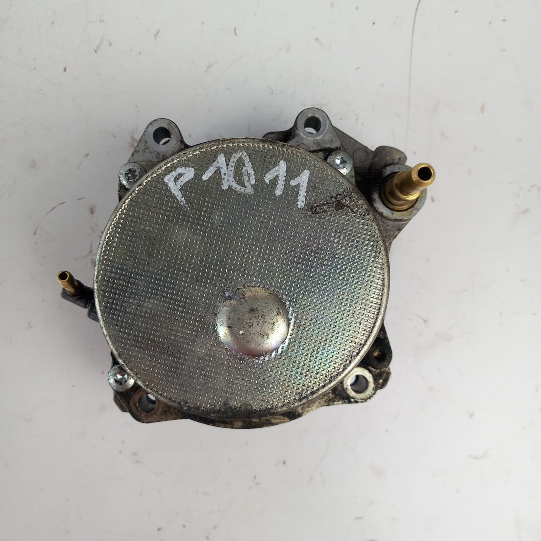 Вакуумна помпа Opel Astra J 2,0 CDTI