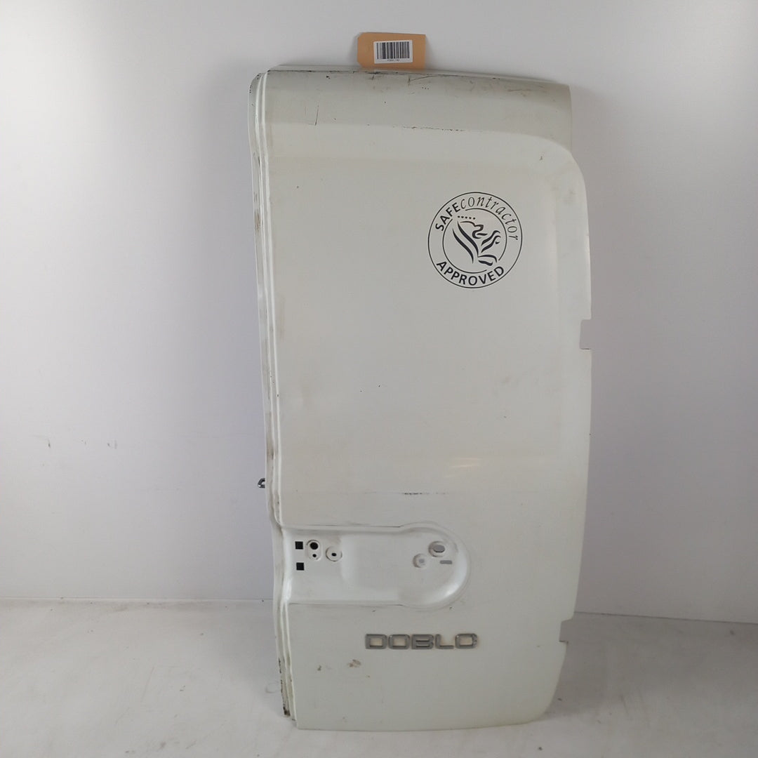 Задна дясна врата бяла Fiat Doblo 263