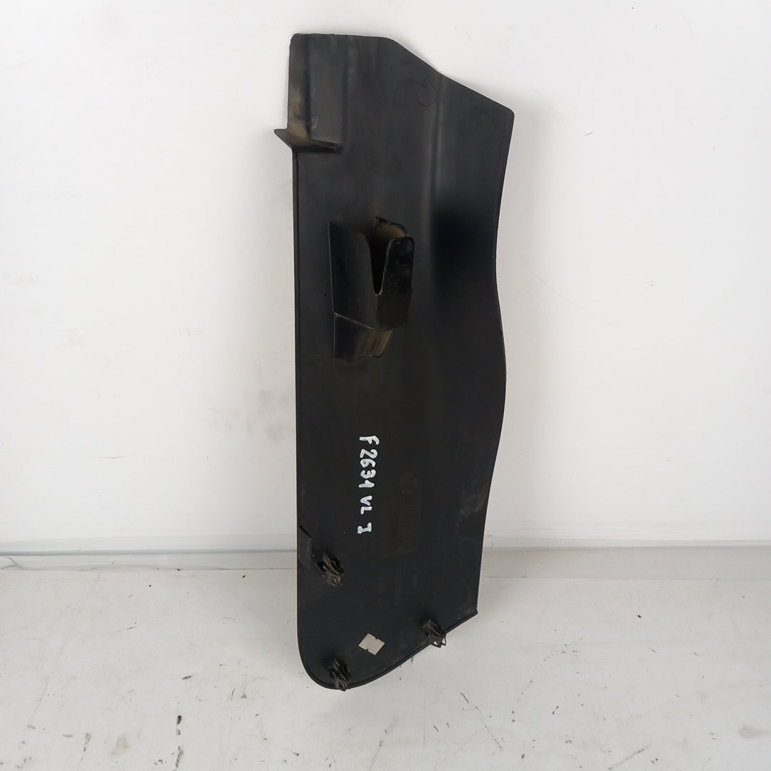 Капак предна лява седалка вътрешна страна Fiat Doblo 263