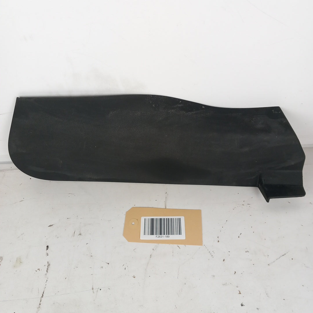 Капак предна лява седалка вътрешна страна Fiat Doblo 263