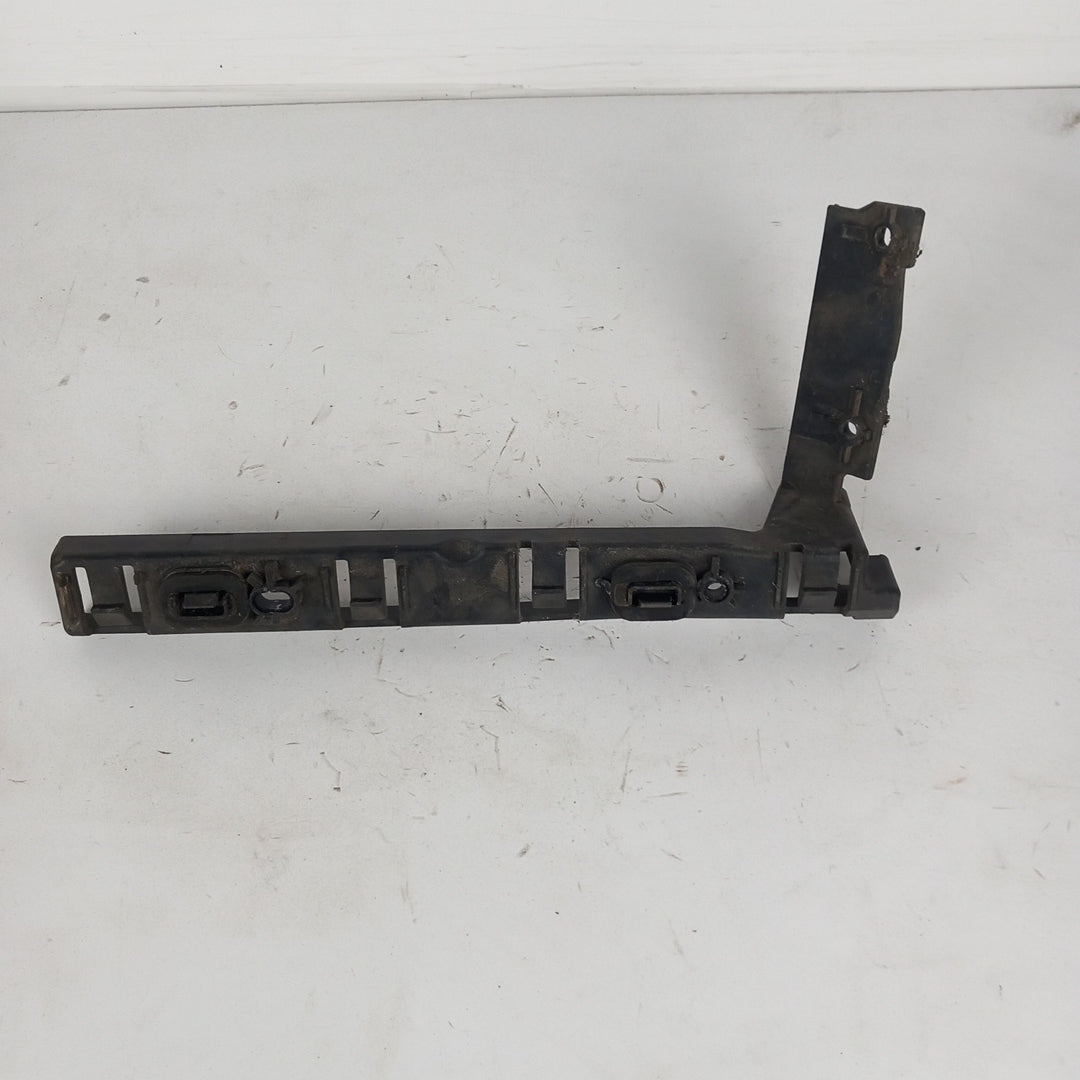 Държач ляв задна броня Fiat Doblo 263