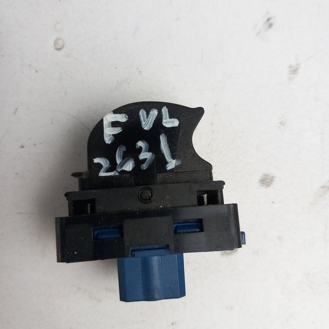 Бутон стъклоповдигач преден ляв  Fiat Doblo 263