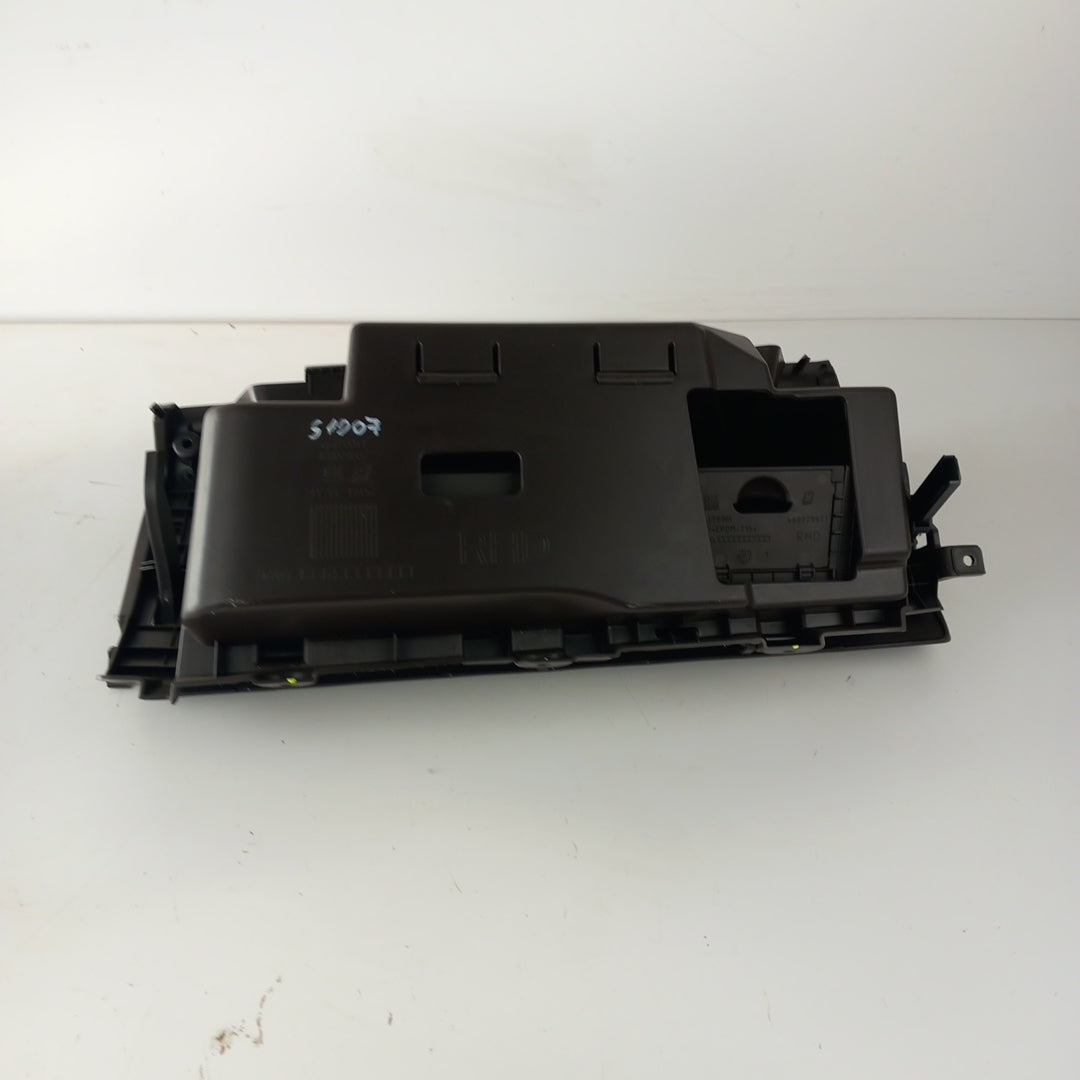 Жабка десен волан RHD  Opel Meriva B