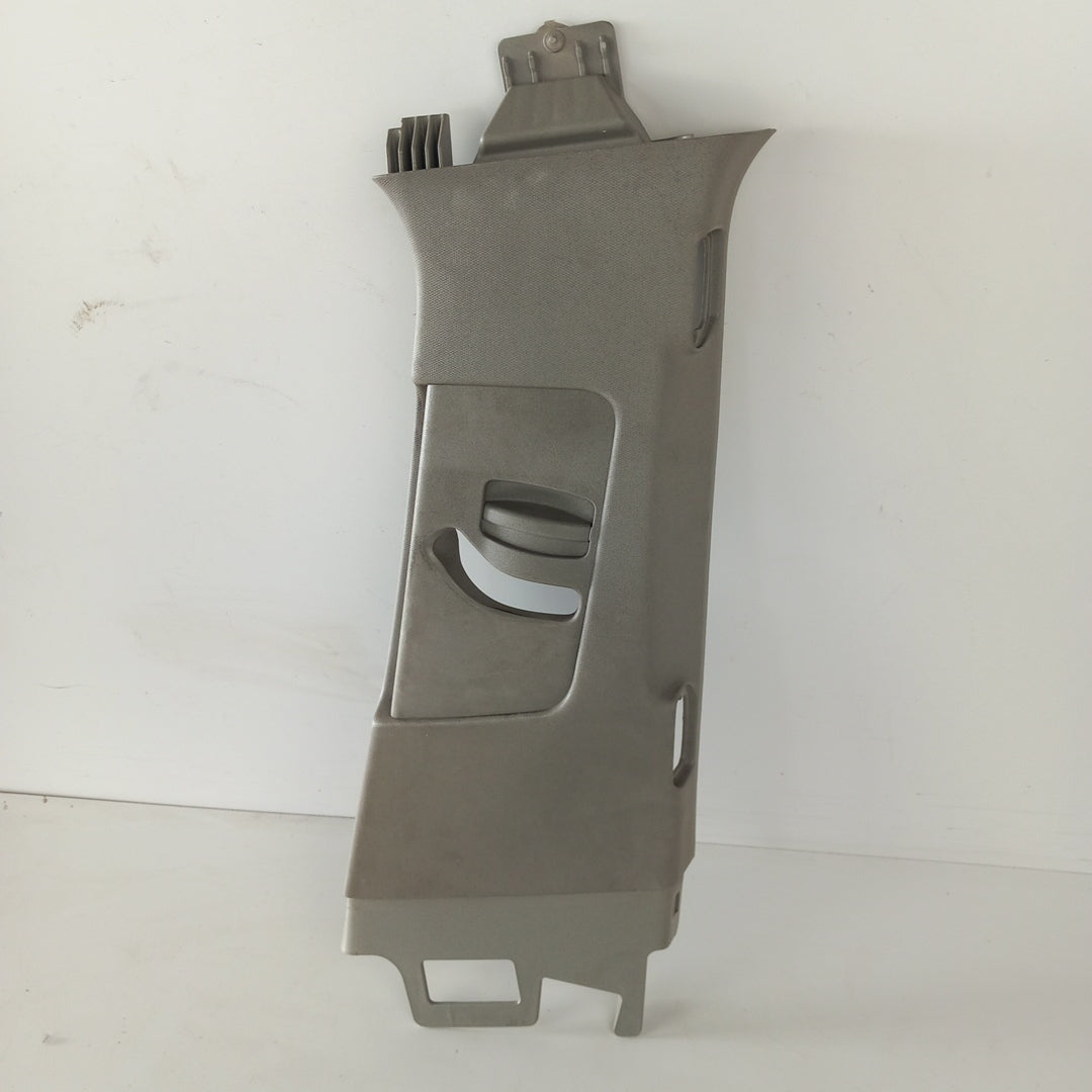 Кора средна колонка дясна горе светла Opel Meriva B