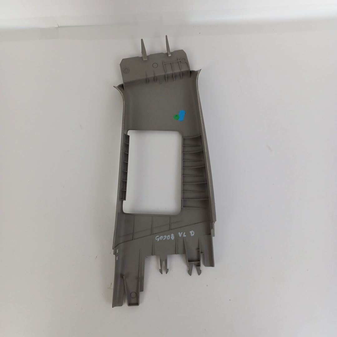 Капак горен ляв панел централна колона Opel Insignia A