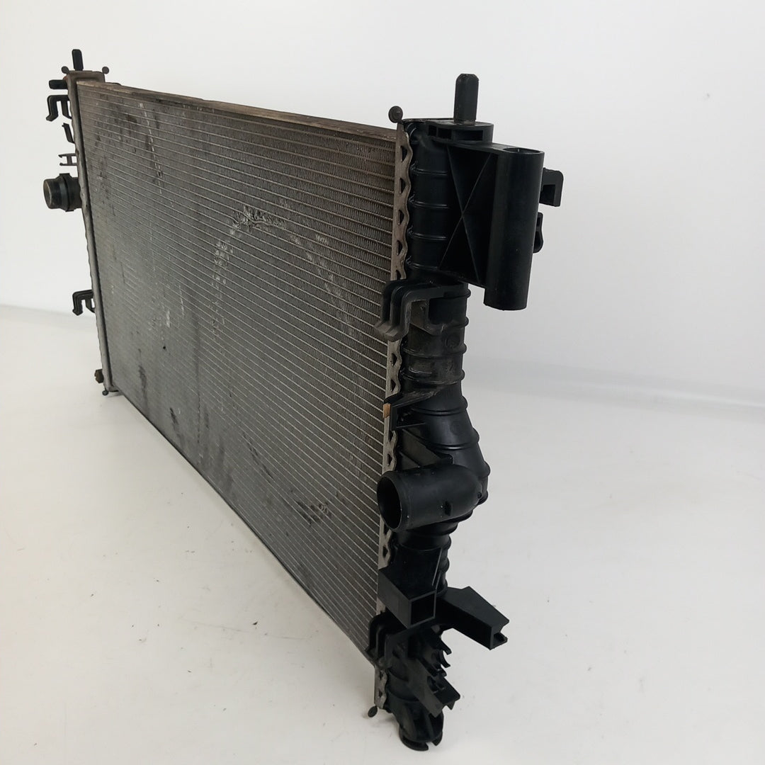 Радиатор воден Opel Insignia A 2,0 CDTI