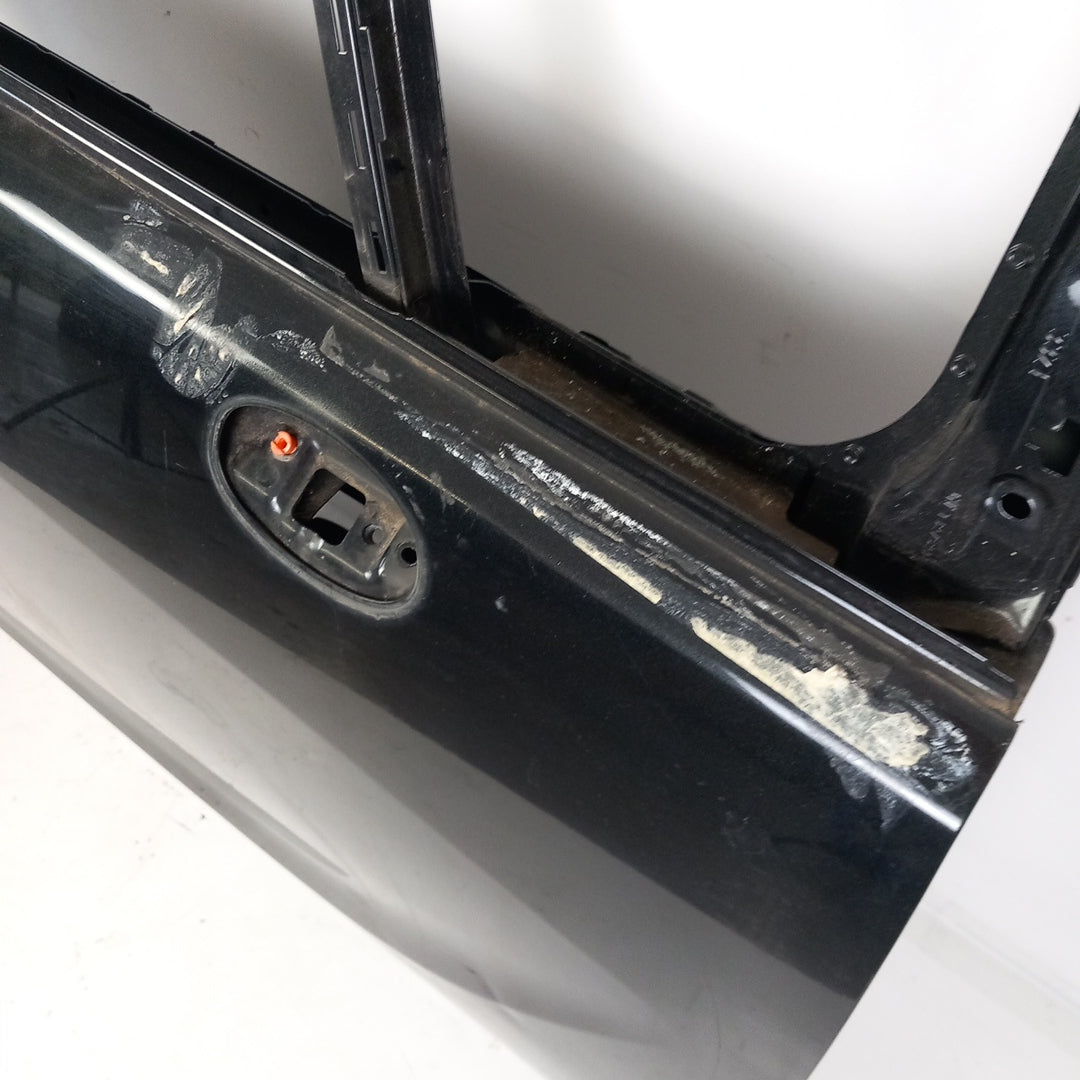 Врата предна дясна черен карбон 22C GAR Opel Meriva B