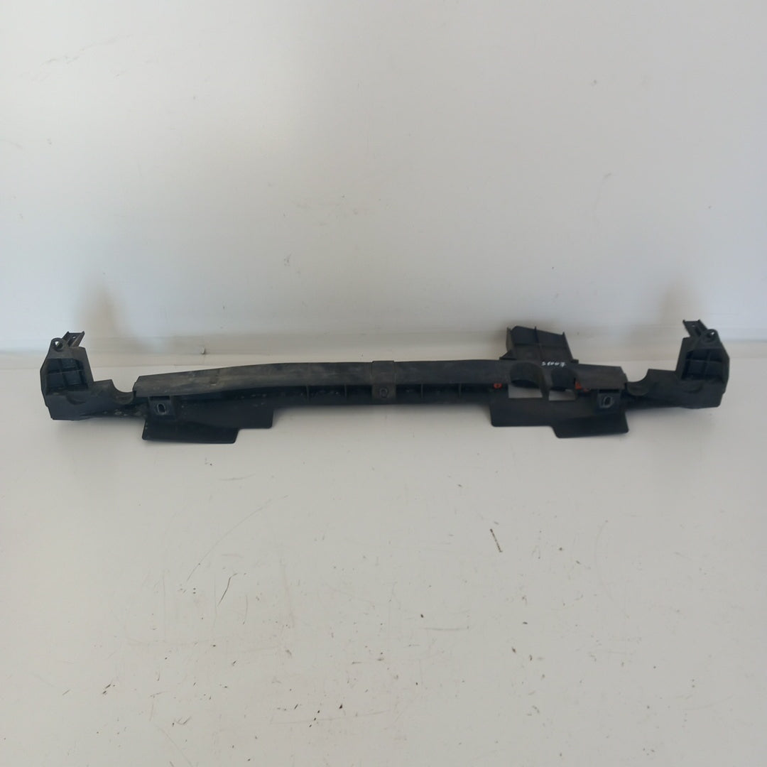 Държач броня преден среден Opel Meriva B