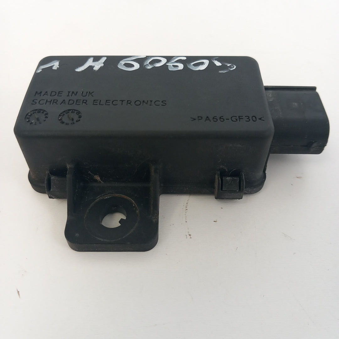 Блок сензор управление налягане в гумите Opel Insignia A