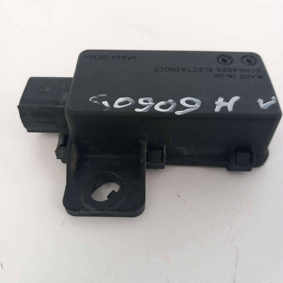 Блок сензор управление налягане в гумите Opel Insignia A