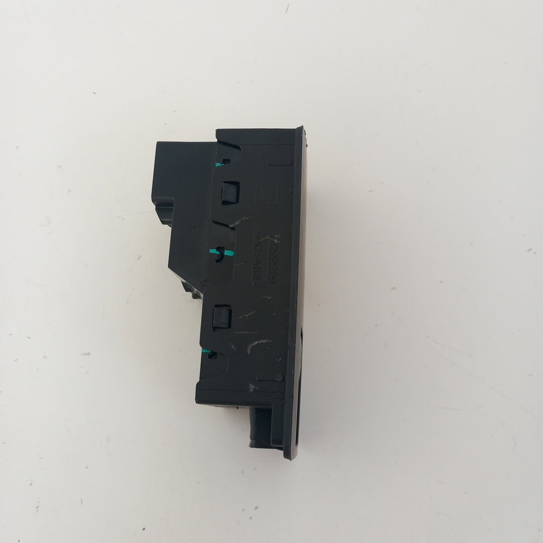 Бутон копче за ел. стъкло предна лява врата Opel Insignia A