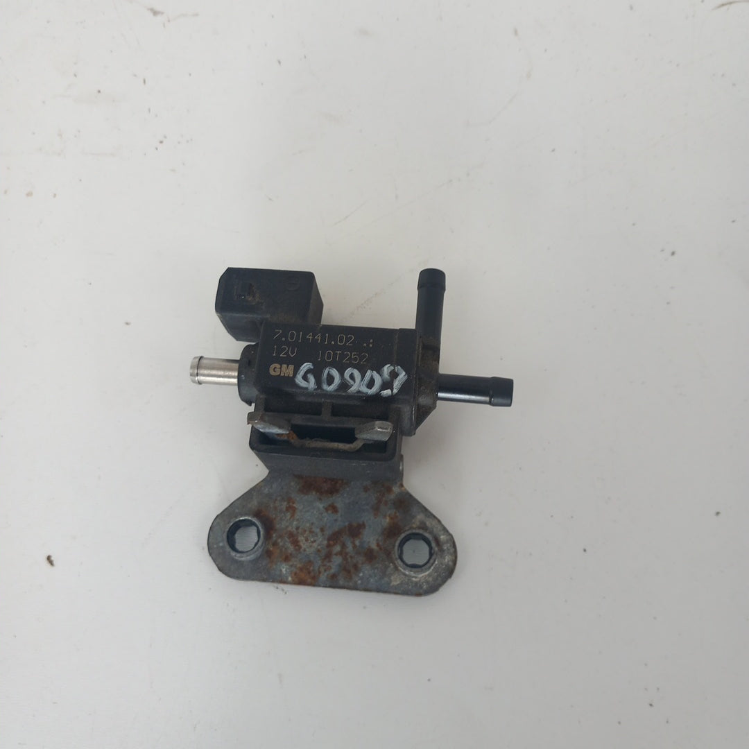 Клапа въздух входящ турбокомпресор Opel Insignia A 2,0 Turbo