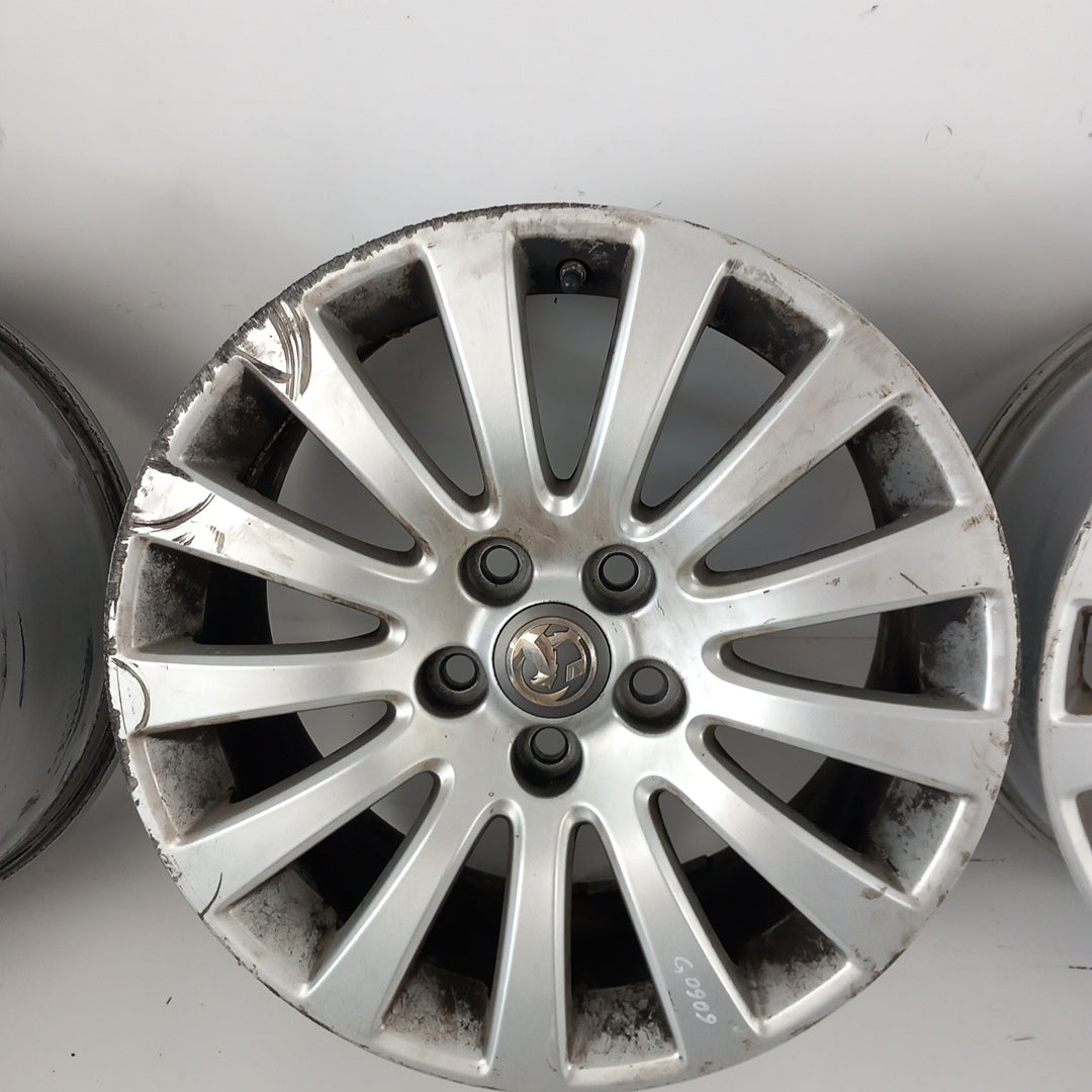 Комплект 18" цола алуминиеви джанти с датчици 18x8J H2 IS42 5x120 Opel Insignia A