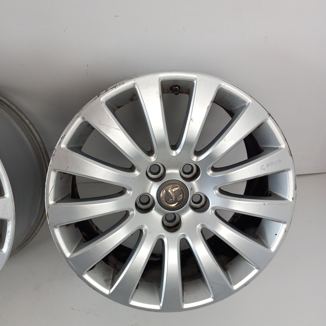 Комплект 18" цола алуминиеви джанти с датчици 18x8J H2 IS42 5x120 Opel Insignia A