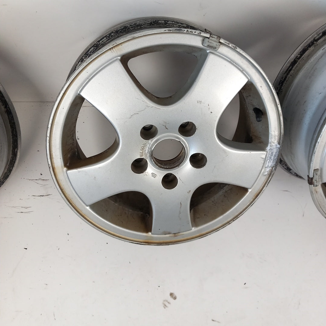 Комплект 15" цола алуминиеви джанти 6,5Jx15H2 5x112 Mercedes Benz-001