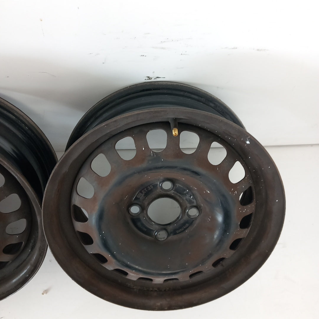 Комплект 14" цола оригинални стоманени джанти 5 1/2 J14H2 ET39 4x100 Opel Corsa D