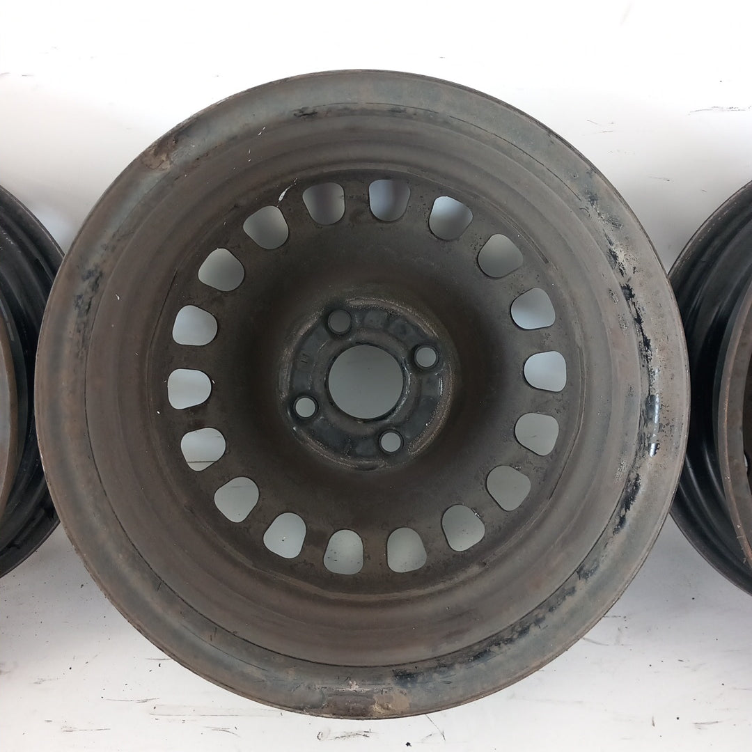 Комплект 14" цола оригинални стоманени джанти 5 1/2 J14H2 ET39 4x100 Opel Corsa D