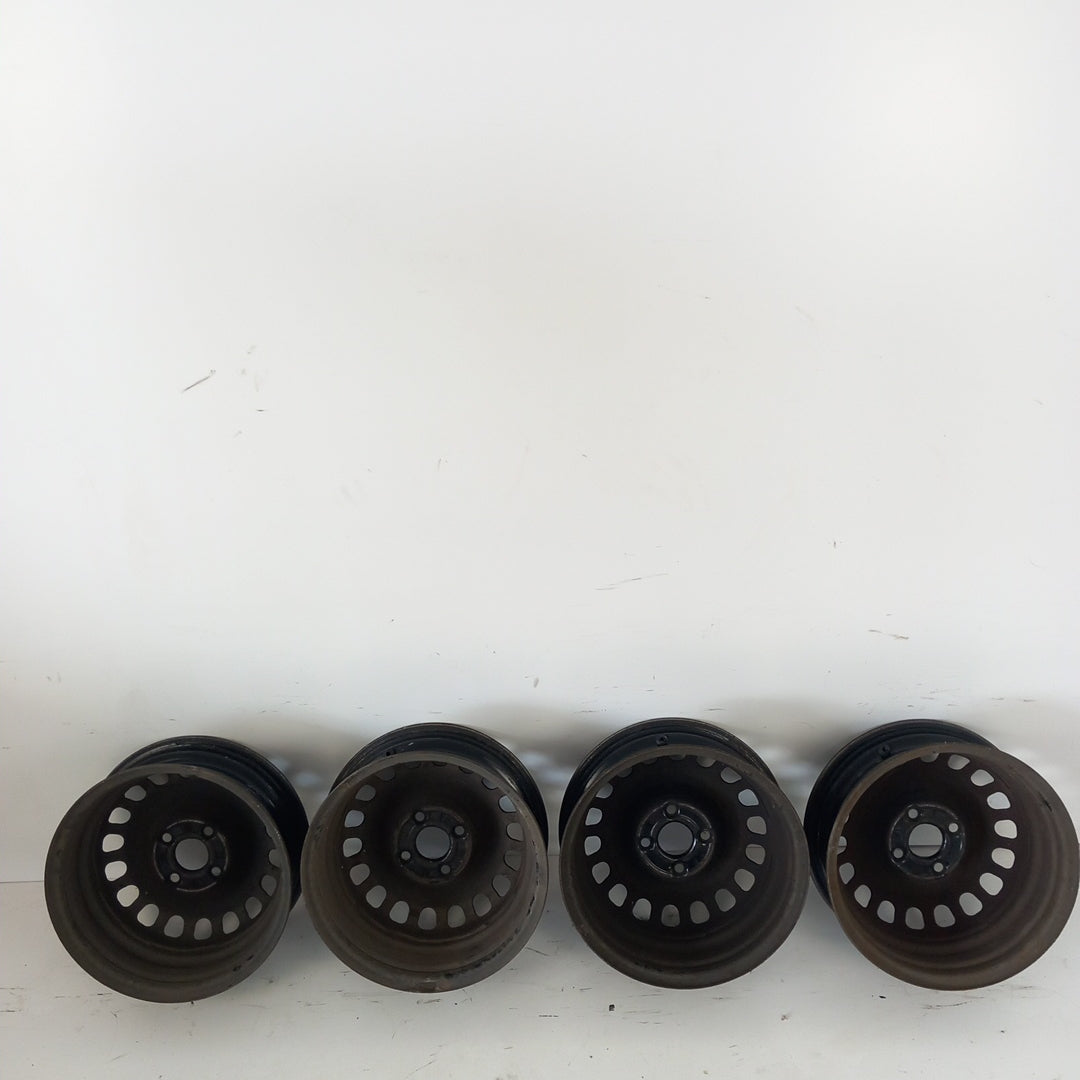 Комплект 14" цола оригинални стоманени джанти 5 1/2 J14H2 ET39 4x100 Opel Corsa D