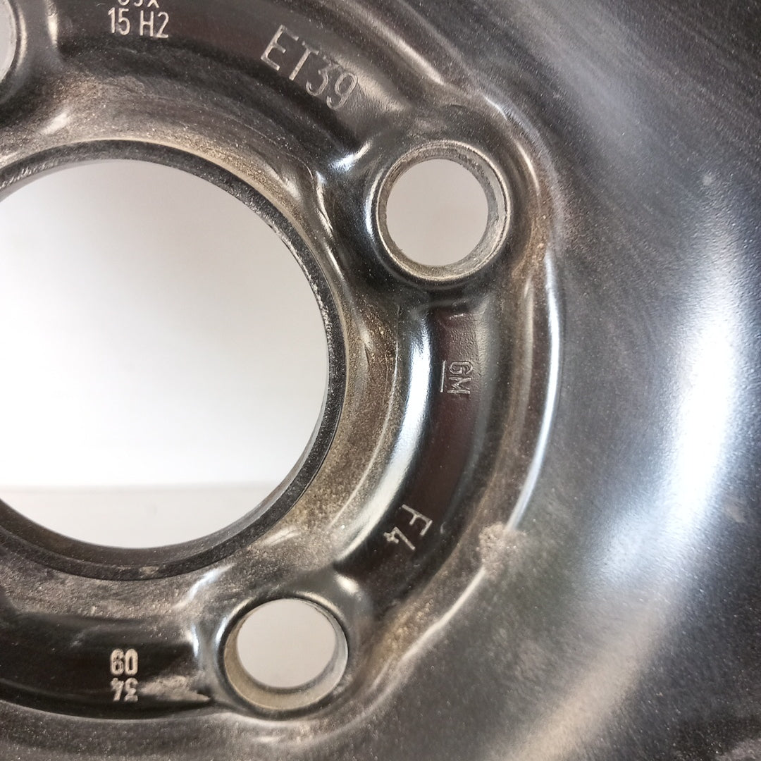 Стоманена джанта 15"цола 6Jx15H2 ET39 4x100 лятна гума Continental 185/65/R15 Opel Corsa D