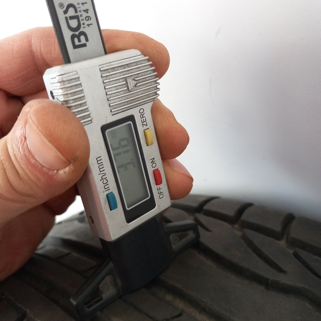 Стоманена джанта 15"цола 6Jx15H2 ET39 4x100 лятна гума Dunlop 185/65/R15 88T Opel Adam Corsa D