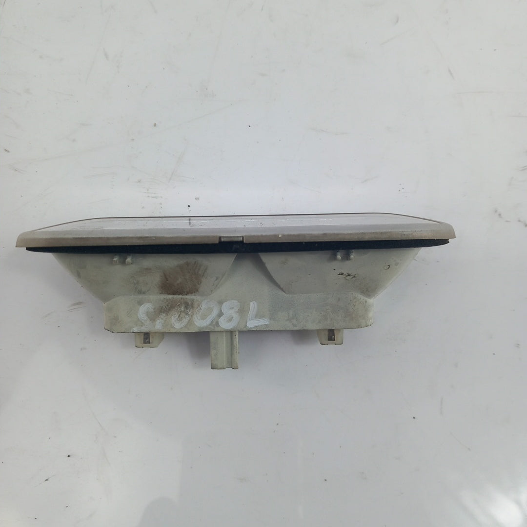 Лампа средна колонка долу ляво Opel Meriva B