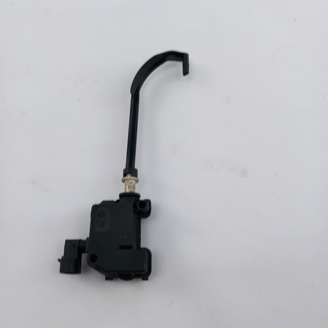 Мотор залючване капак гърловина резервоар Opel Meriva B  1,7 CDTI