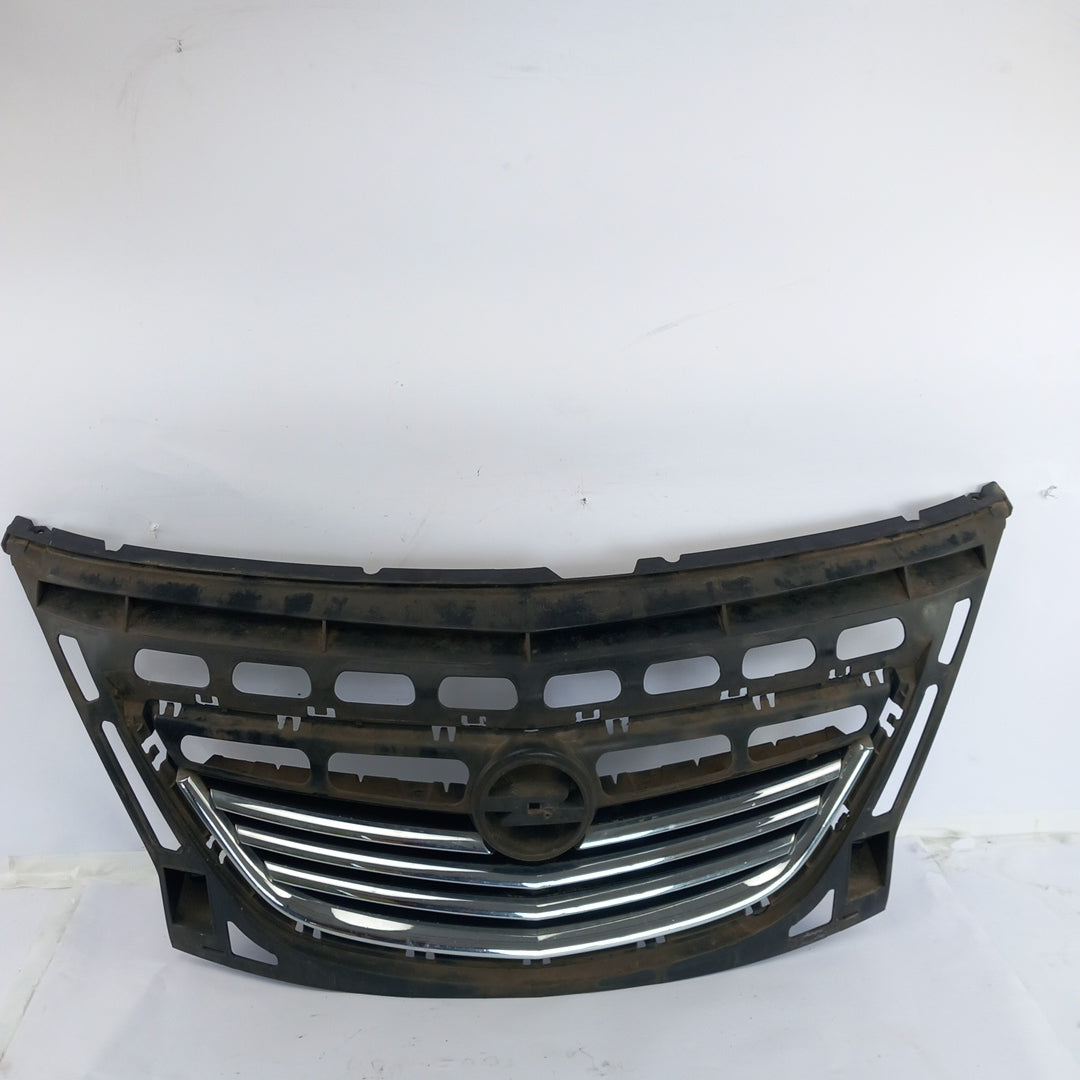 Решетка радиатор предна броня Opel Meriva B