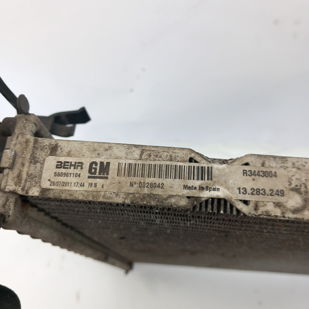 Преден воден радиатор A17DTS Opel Meriva B 1,7 CDTI